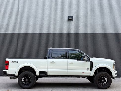Used 2025 Ford F250 Lariat w/ Lariat Ultimate Package AWD/4WD image 8