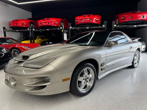 Used 2001 Pontiac Firebird Trans Am w/ SLP Firehawk Pkg RWD image 4