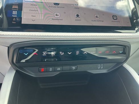 New 2026 Jeep Cherokee Limited image 41