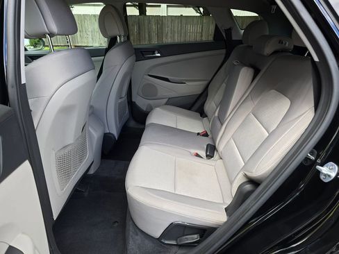 Used 2016 Hyundai Tucson SE w/ Option Group 02 image 24