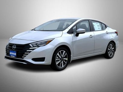 New 2025 Nissan Versa SV w/ Trunk Package