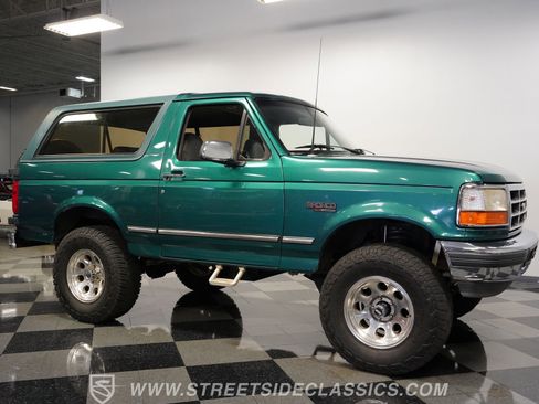 Used 1996 Ford Bronco XLT image 15