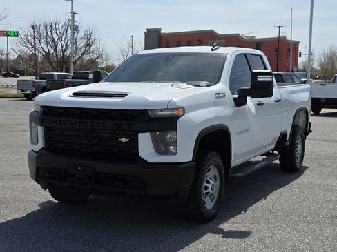 Used 2022 Chevrolet Silverado 2500 W/T w/ WT Convenience Package image 2