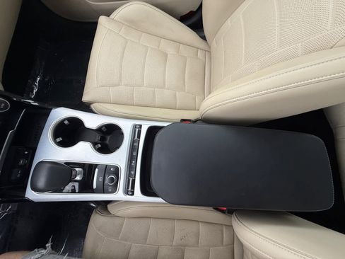 Used 2022 Kia Stinger GT2 AWD/4WD image 18