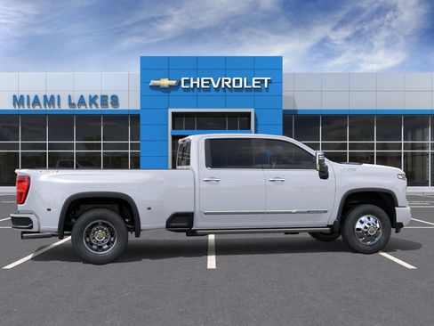 New 2026 Chevrolet Silverado 3500 High Country w/ Technology Package AWD/4WD image 5