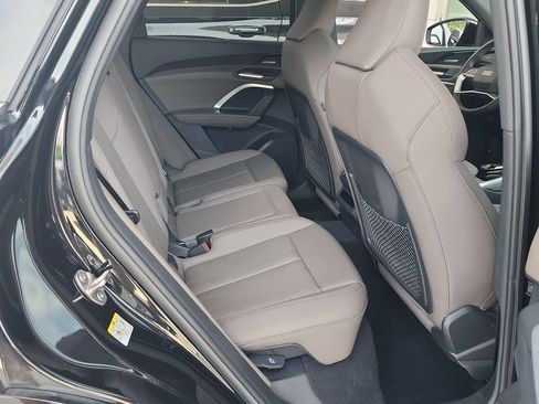 Used 2025 Audi Q5 Premium Plus AWD/4WD image 25