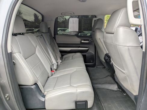 Used 2017 Toyota Tundra Limited w/ Limited Premium Package image 31