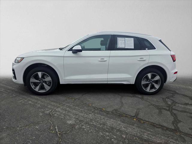 Used 2023 Audi Q5 2.0T Premium Plus w/ Premium Plus Package AWD/4WD image 6