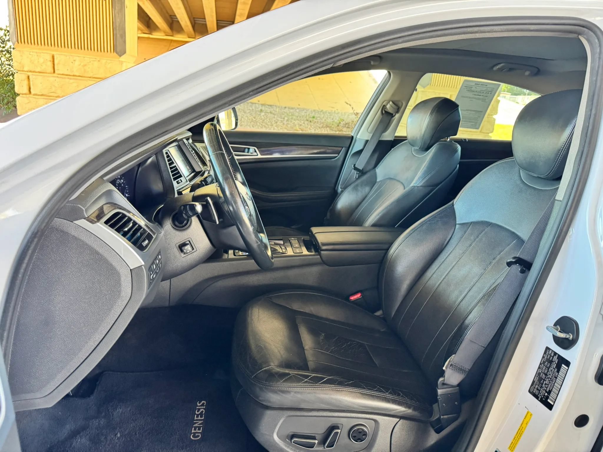 Used 2018 Genesis G80 3.8 w/ Option Group 02 RWD image 11