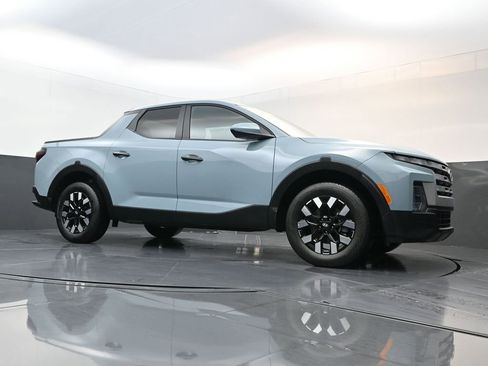 Used 2025 Hyundai Santa Cruz SE image 21