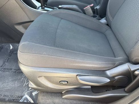 Used 2020 Chevrolet Trax LS FWD image 23