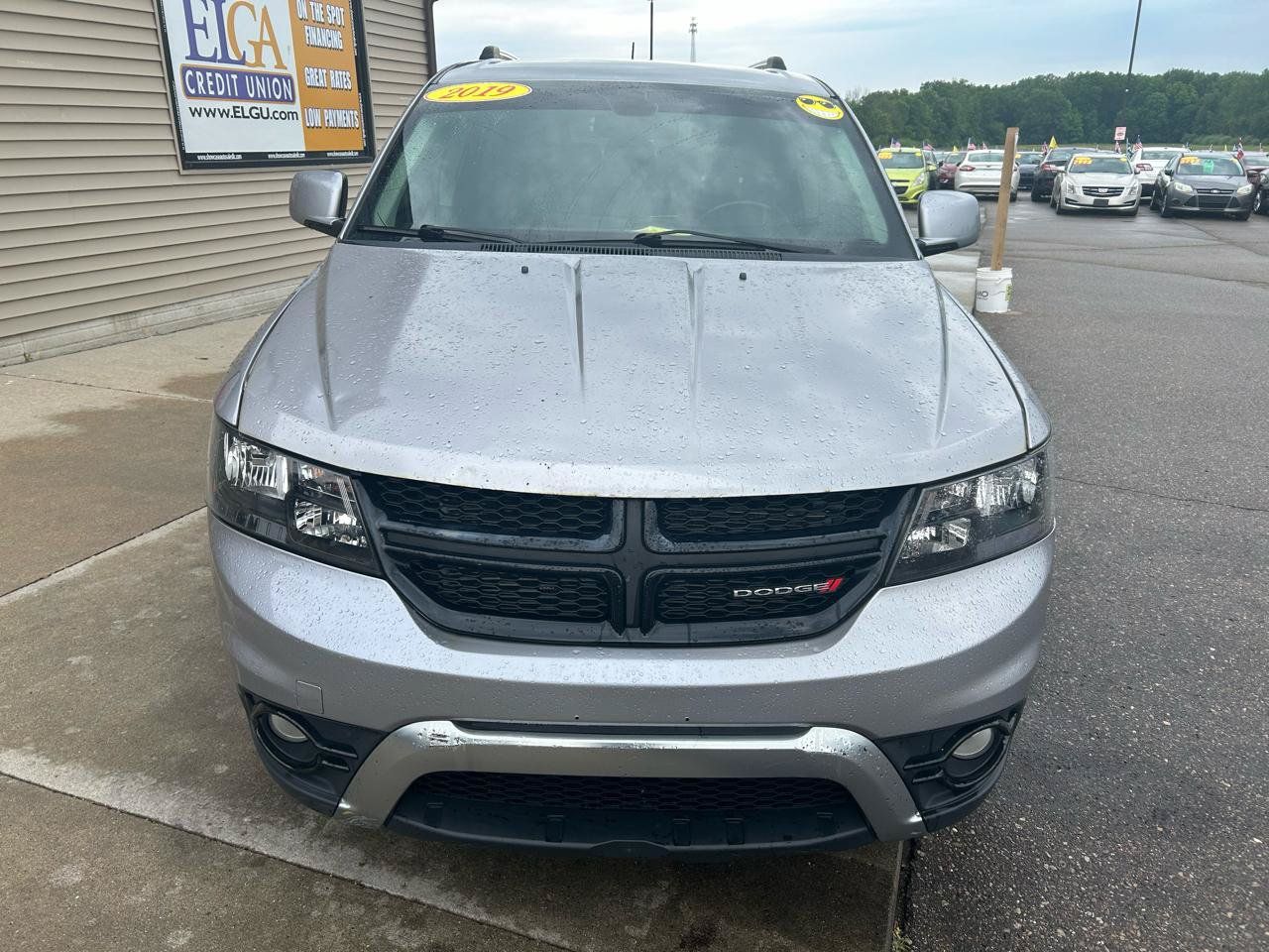 Used 2019 Dodge Journey Crossroad FWD image 2