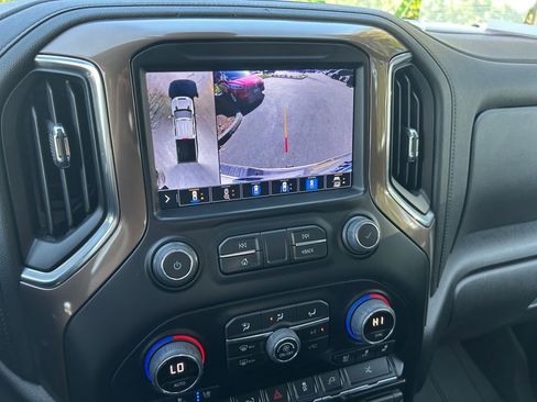 Used 2022 Chevrolet Silverado 3500 High Country AWD/4WD image 19