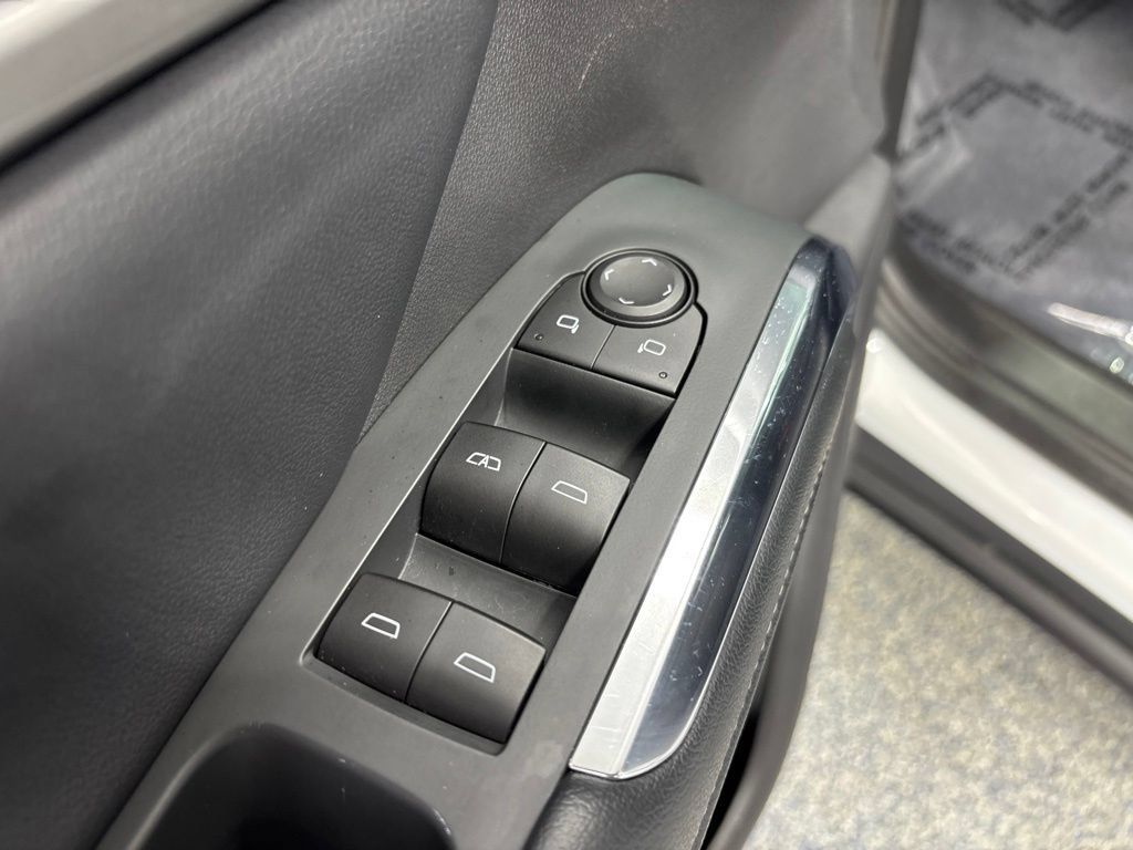 Used 2026 Chevrolet Traverse LT FWD image 41
