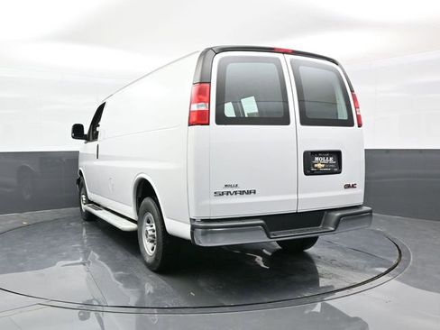 Used 2024 GMC Savana 2500 w/ Driver Convenience Package image 5