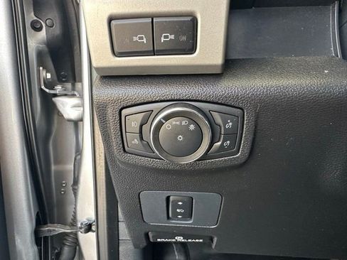 Certified 2022 Ford F250 Lariat w/ Black Appearance Package AWD/4WD image 24
