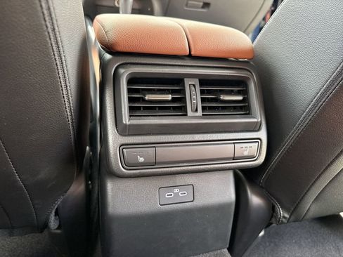 Certified 2025 MAZDA CX-50 AWD 2.5 Turbo w/ Premium Pkg image 38