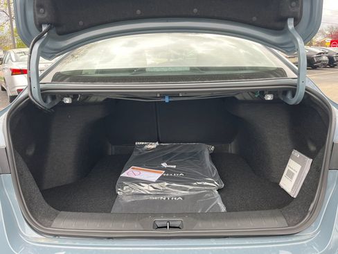 New 2026 Nissan Sentra SV w/ Floor Mat Package FWD image 32