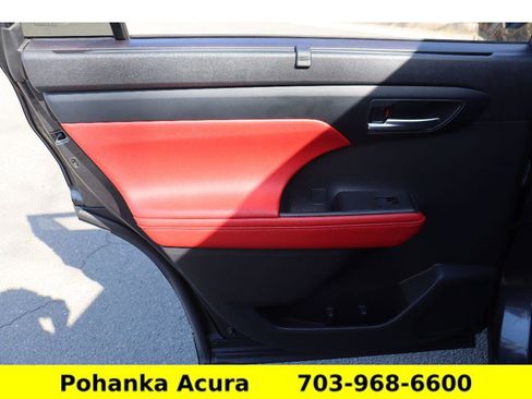 Used 2023 Toyota Highlander XSE AWD/4WD image 28