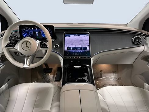 Certified 2023 Mercedes-Benz EQE 350+ 4MATIC SUV image 11
