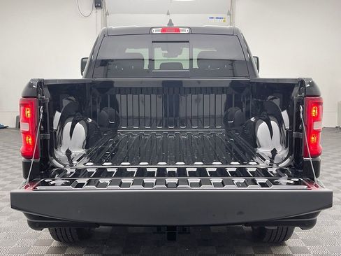 Used 2025 RAM 1500 Big Horn AWD/4WD image 9