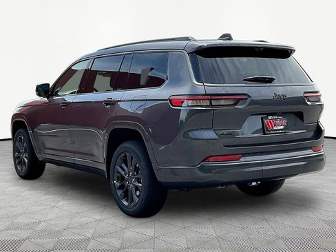 New 2026 Jeep Grand Cherokee L Limited AWD/4WD image 4