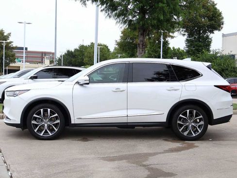 Certified 2024 Acura MDX FWD w/ Technology Package image 3