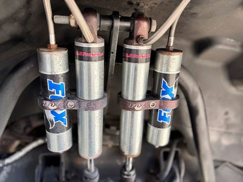 Used 2003 HUMMER H2 w/ Preferred Equipment Group image 11