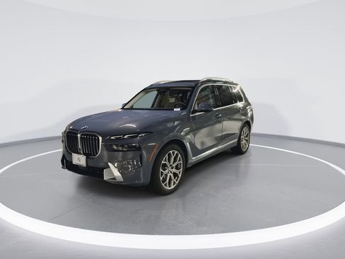 New 2026 BMW X7 xDrive40i image 4