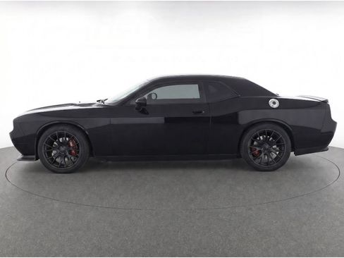 Used 2010 Dodge Challenger SRT8 w/ SRT Option Group II RWD image 6