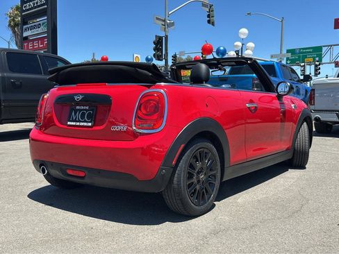Used 2019 MINI Cooper Convertible image 13