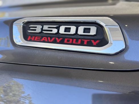 Used 2021 RAM 3500 Tradesman w/ Chrome Appearance Group RWD image 5