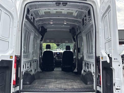 Used 2024 Ford Transit 250 148 High Roof RWD image 17