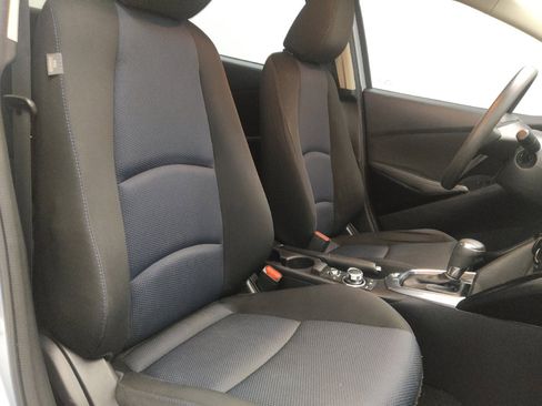 Used 2017 Toyota Yaris iA image 21