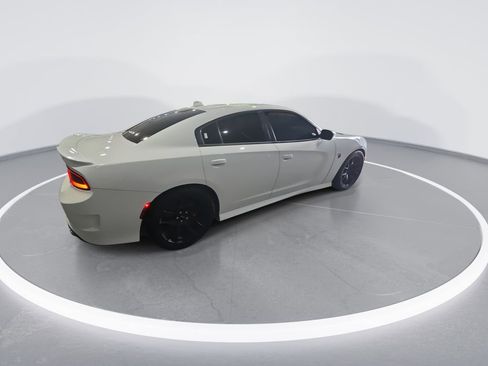 Used 2016 Dodge Charger SRT Hellcat w/ Harman/Kardon Audio Group RWD image 8