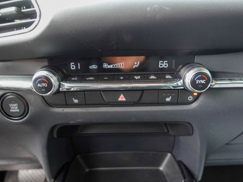 Certified 2025 MAZDA CX-30 AWD 2.5 S w/ Preferred Package image 19