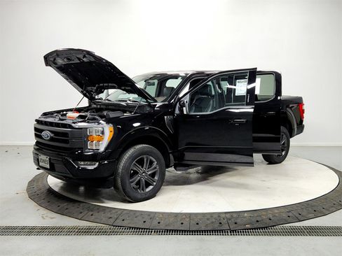 Used 2023 Ford F150 Lariat image 11