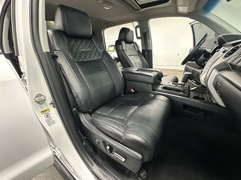 Used 2017 Toyota Tundra Platinum AWD/4WD image 26