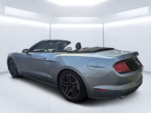 Used 2022 Ford Mustang Premium RWD image 5