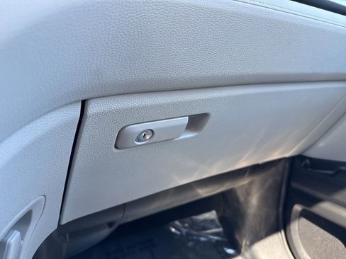 Used 2025 Honda Odyssey EX-L image 32