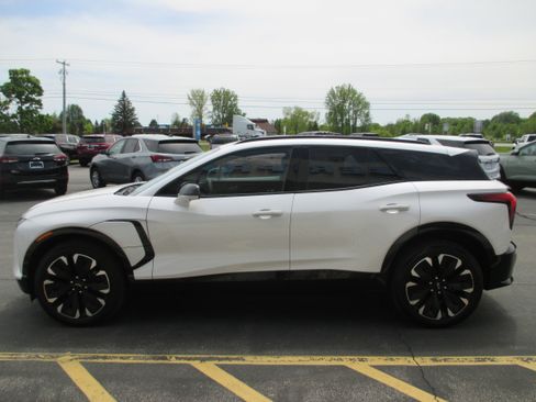 Used 2025 Chevrolet Blazer EV RS AWD/4WD image 6