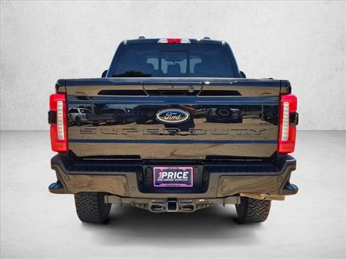 Used 2023 Ford F250 Lariat w/ Lariat Ultimate Package AWD/4WD image 6