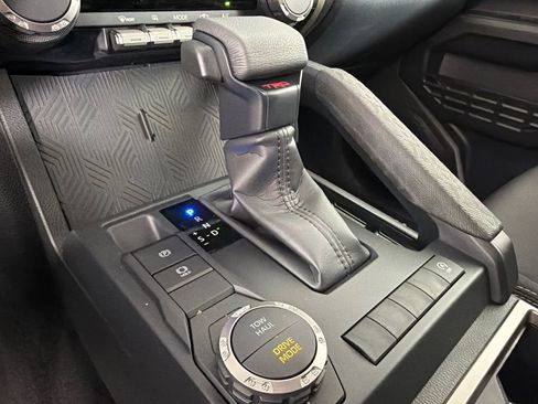 Used 2026 Toyota Tacoma TRD Sport image 30