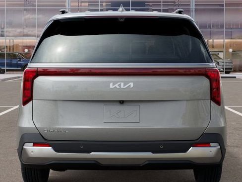 Certified 2026 Kia Carnival SX FWD image 13