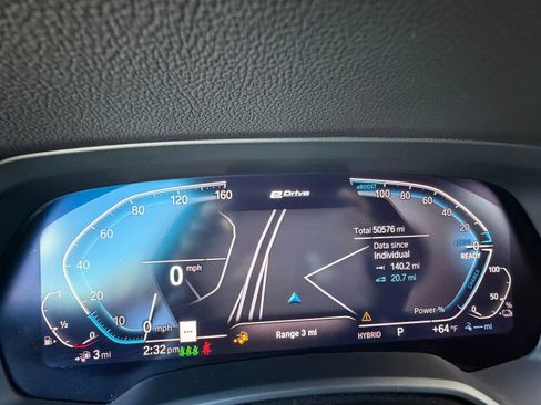 Used 2023 BMW X5 xDrive45e image 13