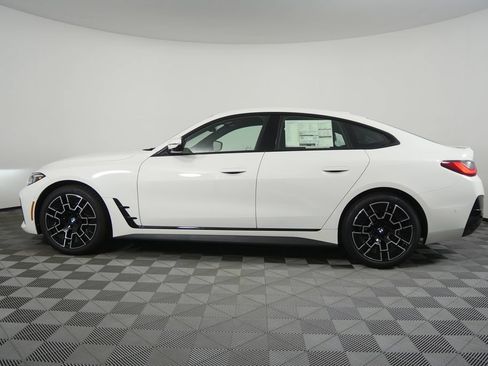 New 2026 BMW 430i w/ M Sport Package RWD image 5