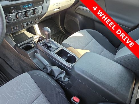 Used 2023 Toyota Tacoma TRD Sport image 25