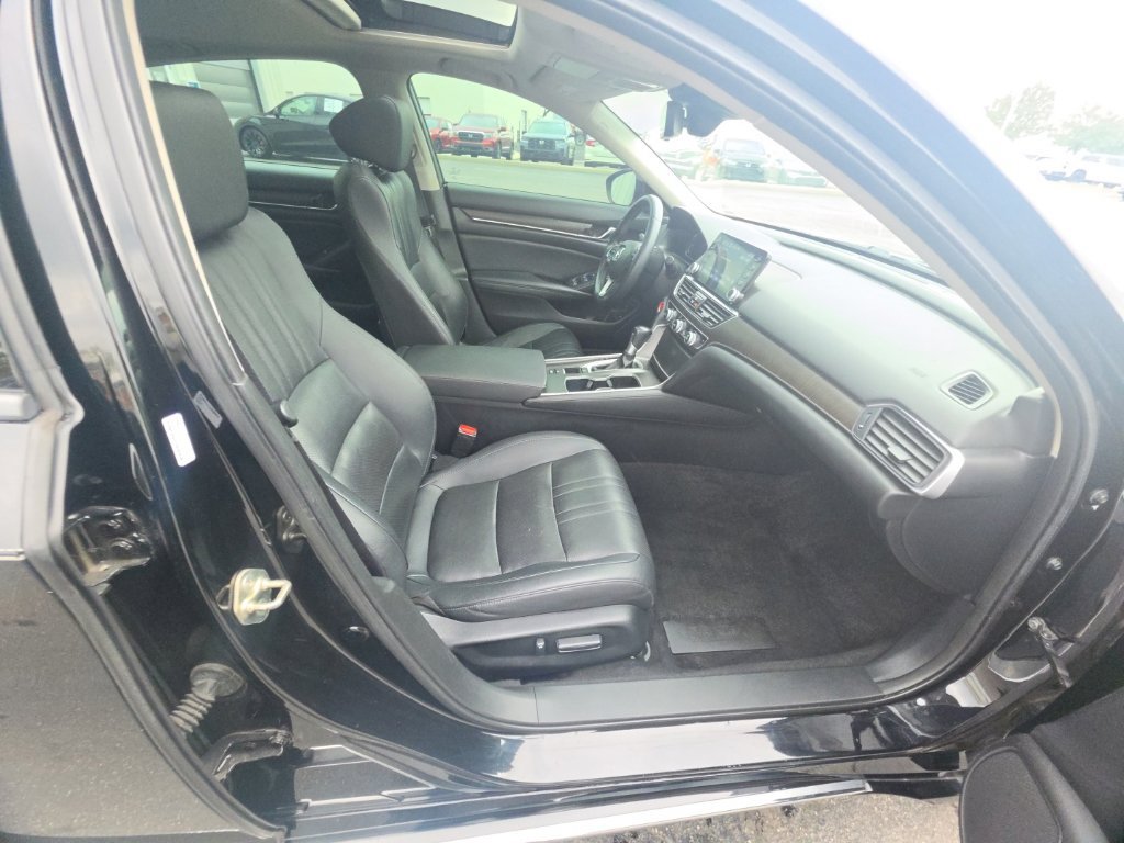 Certified 2019 Honda Accord EX-L image 31