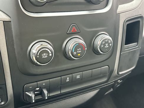 Used 2015 RAM 1500 Express image 13