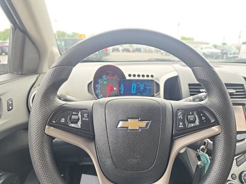 Used 2016 Chevrolet Sonic LT FWD image 20